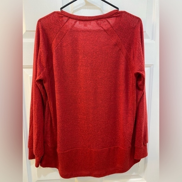 FYVE Long Sleeve Sweater Lightweight Heathered Red Women's Size L - Picture 2 of 8